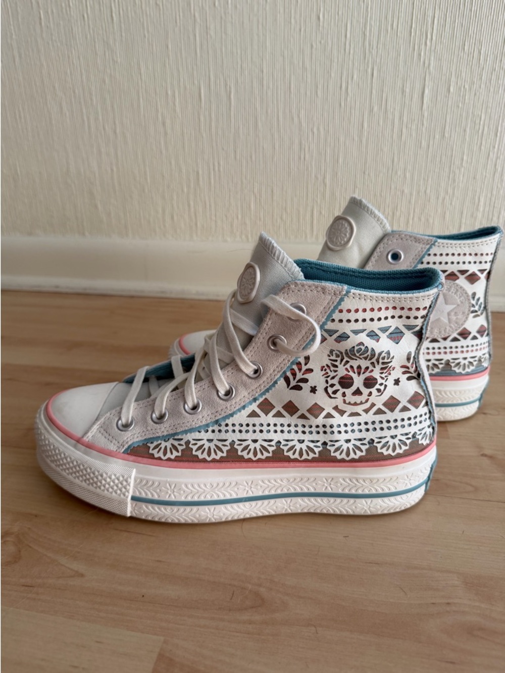 Converse Chuck Taylor All Star Lift High 'Día de Muertos' edition